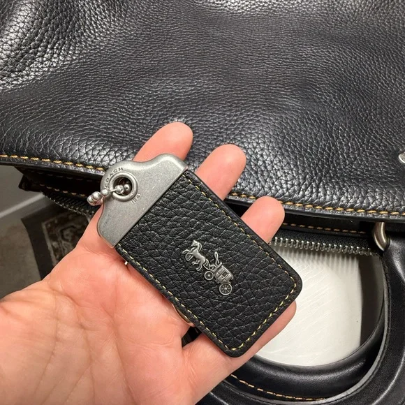 Black Leather Computer Tote Shoulder Bag - Picture 14 of 14